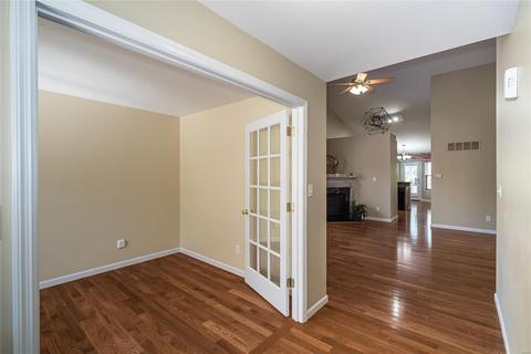 132 Baxter Commons Dr, Manchester, MO 63011 photo 7