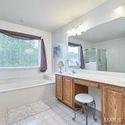 508 Castle Rdg, Ballwin, MO 63021 photo 26