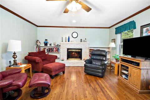 111 Windcliffe Dr, Ballwin, MO 63021 photo 3