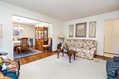 111 Windcliffe Dr, Ballwin, MO 63021 photo 9