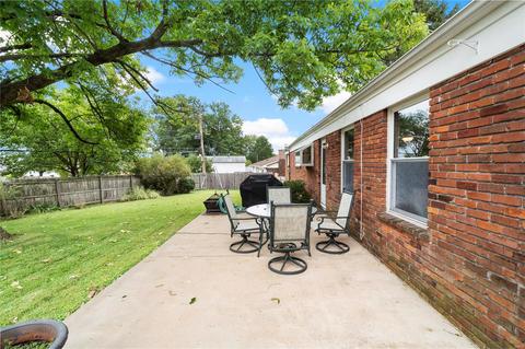 111 Windcliffe Dr, Ballwin, MO 63021 photo 27
