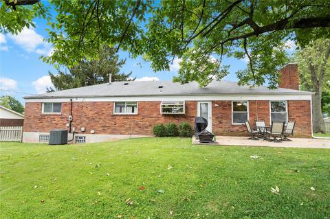 111 Windcliffe Dr, Ballwin, MO 63021 photo 28