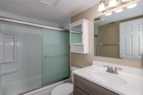 550 Treetop Trail Dr, Manchester, MO 63021 photo 23