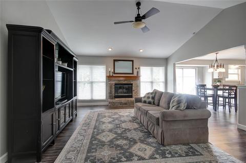 309 Highgrove Place Dr, O'fallon, MO 63366 photo 9