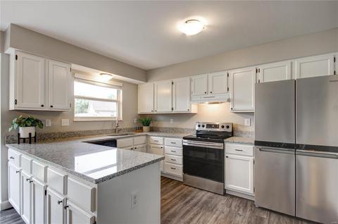 309 Highgrove Place Dr, O'fallon, MO 63366 photo 18