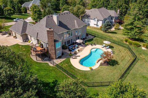 660 Grey Oaks Dr, Weldon Spring, MO 63304 photo 3
