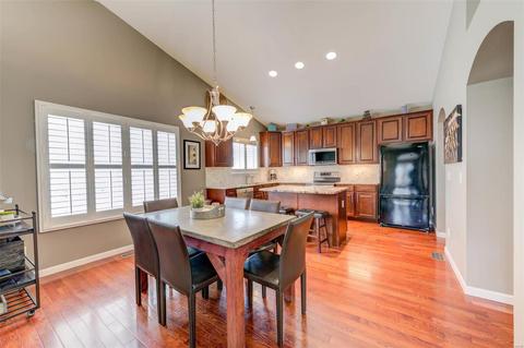 1581 Wainscott Dr, O'fallon, MO 63366 photo 11