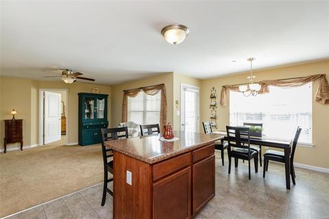 520 Bramblett Hls, O'fallon, MO 63366 photo 8