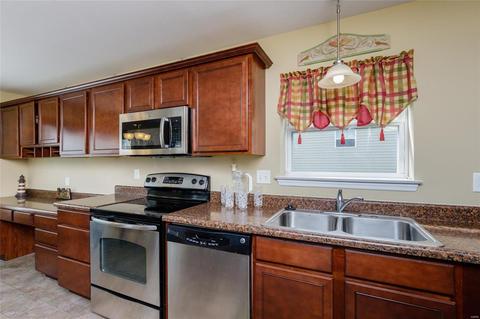 520 Bramblett Hls, O'fallon, MO 63366 photo 7