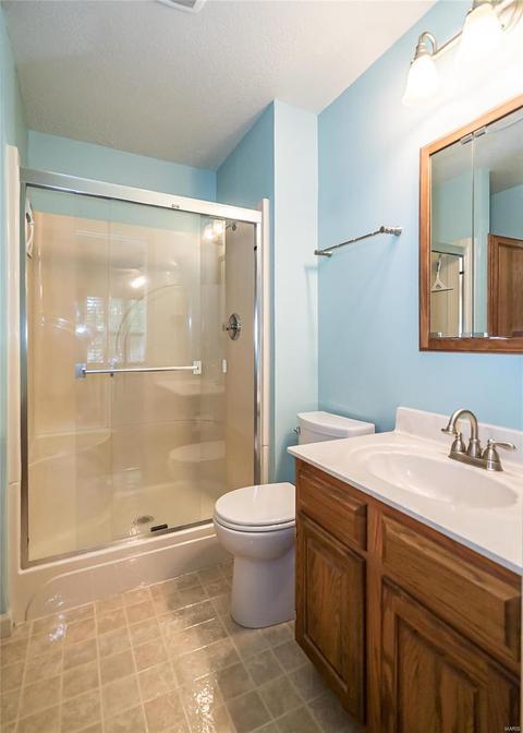 153 Holly Green Dr, Ballwin, MO 63021 photo 14