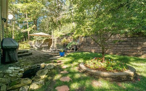 153 Holly Green Dr, Ballwin, MO 63021 photo 21