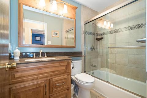 153 Holly Green Dr, Ballwin, MO 63021 photo 10