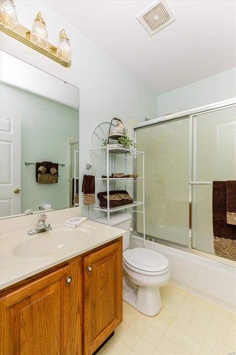 421 Winter Park Dr, O'fallon, MO 63366 photo 17
