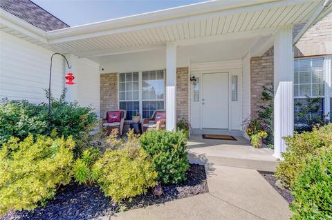 631 Thornridge Dr, O'fallon, MO 63368 photo 2