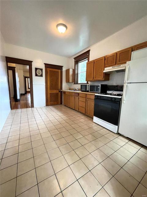 529 Eiler St, Saint Louis, MO 63111 photo 10