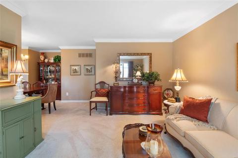 726 Turtle Cv, Ballwin, MO 63011 photo 4