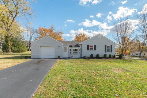 149 Mockingbird Ln, Ballwin, MO 63021 photo 1