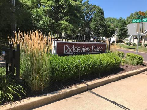 1714 Highview Cir, Ballwin, MO 63021 photo 2