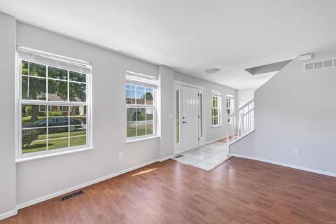 234 Jacob Ln, Ballwin, MO 63021 photo 3
