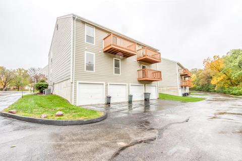 1344 Highland Oaks Dr #B, Ballwin, MO 63021 photo 25