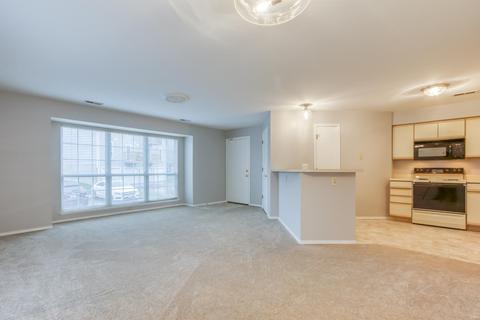 1344 Highland Oaks Dr #B, Ballwin, MO 63021 photo 4