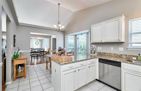 262 Valleybrook Ct, O'fallon, MO 63368 photo 15