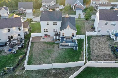 612 Falling Brook Dr, O'fallon, MO 63366 photo 5