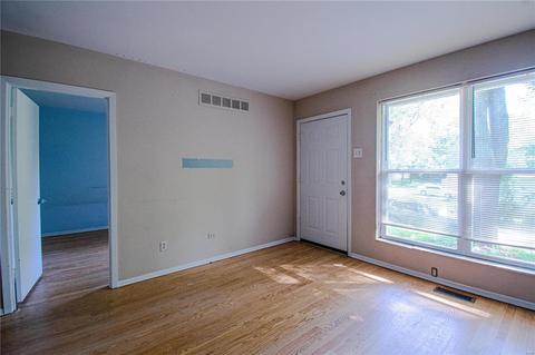 10001 Benson Ave, Saint Ann, MO 63074 photo 26