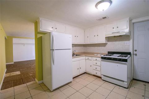 10001 Benson Ave, Saint Ann, MO 63074 photo 46