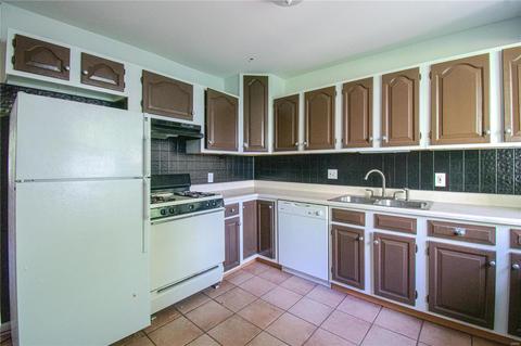 10001 Benson Ave, Saint Ann, MO 63074 photo 39