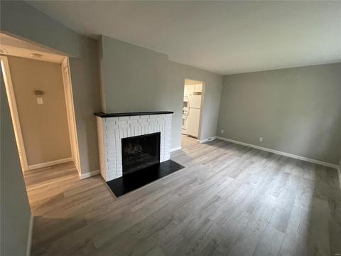 413 Hillcrest Blvd, Ballwin, MO 63021 photo 5