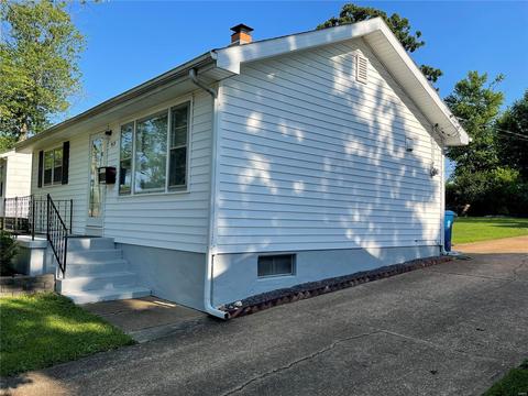 413 Hillcrest Blvd, Ballwin, MO 63021 photo 2