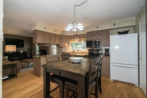 1047 Treeline, Manchester, MO 63021 photo 11
