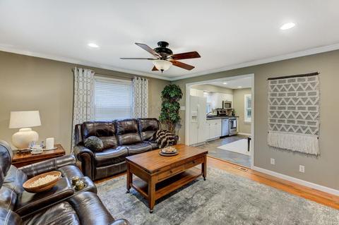 210 Lark Hill Ln, Ballwin, MO 63021 photo 6