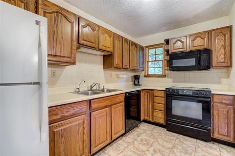 26 Roland Ave, Ballwin, MO 63021 photo 10