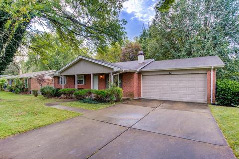 26 Roland Ave, Ballwin, MO 63021 photo 4