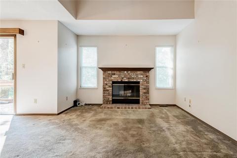 1426 Tahoe Valley Ct, Ballwin, MO 63021 photo 3
