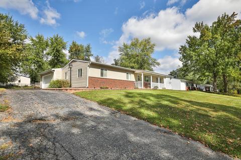 258 Ramsey Ln, Ballwin, MO 63021 photo 3