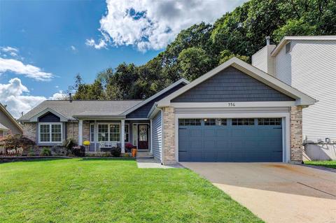 956 Westrun Dr, Ballwin, MO 63021 photo 1