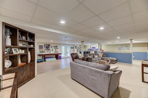 956 Westrun Dr, Ballwin, MO 63021 photo 19