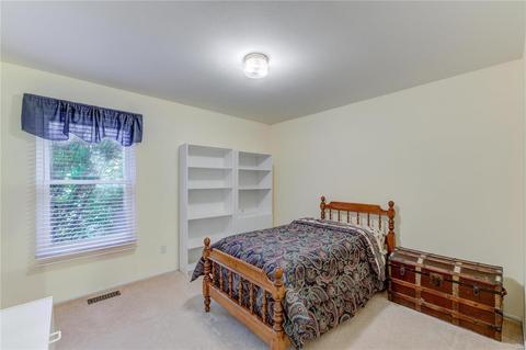 927 Camargo, Ballwin, MO 63011 photo 14