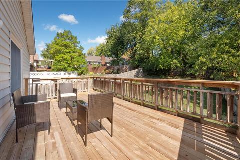 1244 Treetop Village Dr, Ballwin, MO 63021 photo 16