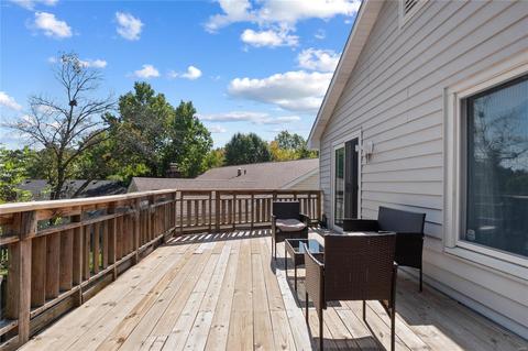 1244 Treetop Village Dr, Ballwin, MO 63021 photo 15