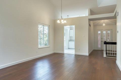15 Ridgeview Circle Ct, Ballwin, MO 63021 photo 9