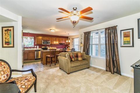 312 Bramblett Hls, O'fallon, MO 63366 photo 4