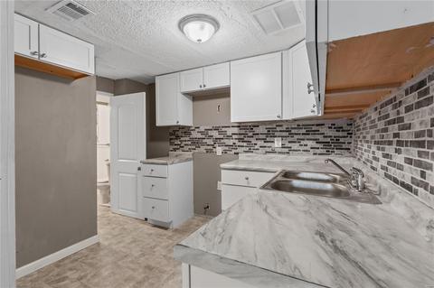 10825 Spring Ave, Saint Ann, MO 63074 photo 9