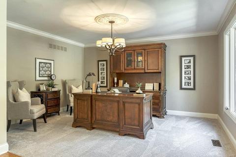 10644 Oak Gate Ln, Frontenac, MO 63131 photo 17