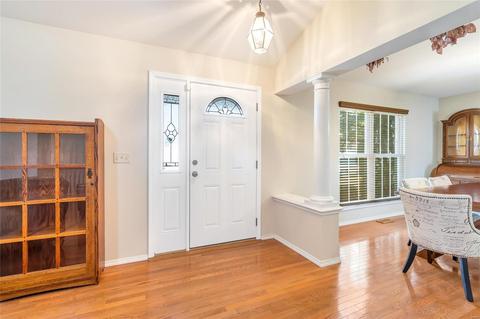 8 Baron Ridge Ct, O'fallon, MO 63366 photo 4