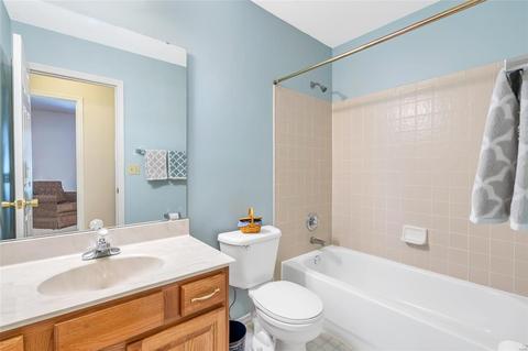 8 Baron Ridge Ct, O'fallon, MO 63366 photo 25