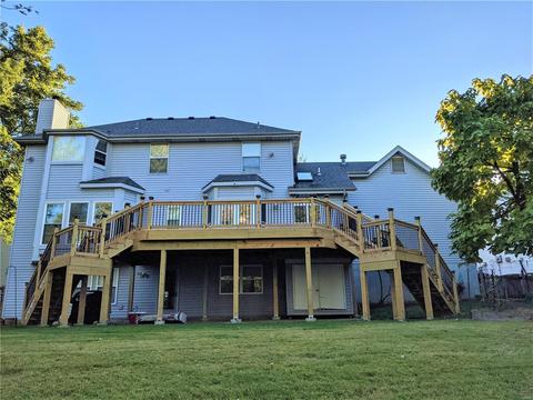 403 Arbor Lk, Ballwin, MO 63021 photo 2